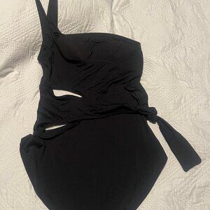 Vince Camuto Swim One Piece One Shoulder Swimsuit Size 8 NWOT